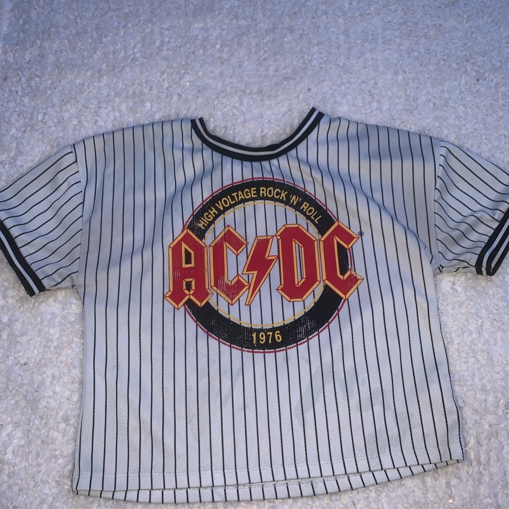 x large AC/DC shirt